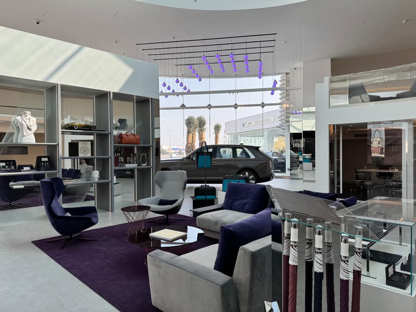 Rolls Royce thumbnail 3